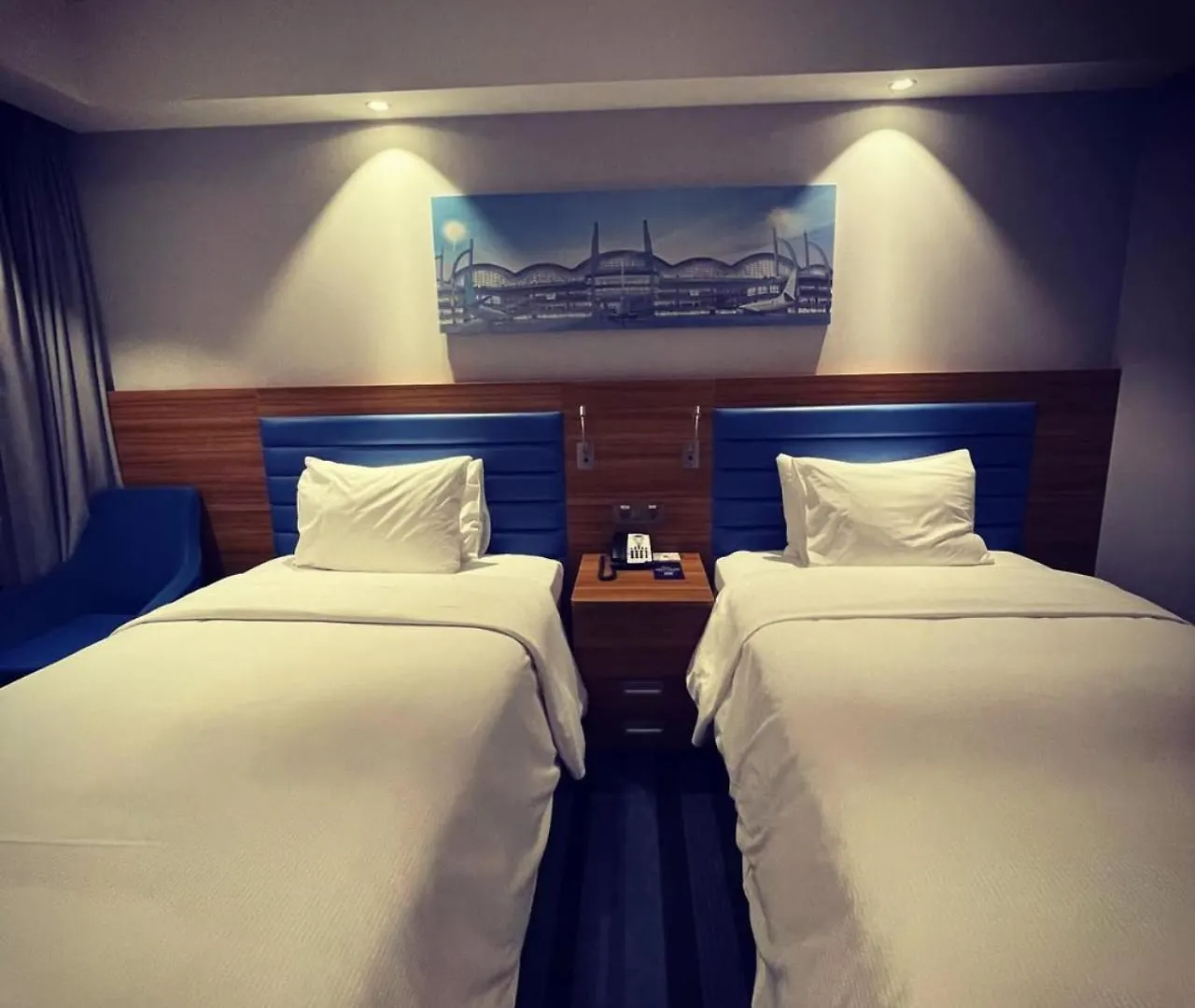De Heaven Wood Suites Near Igi Airport New Delhi