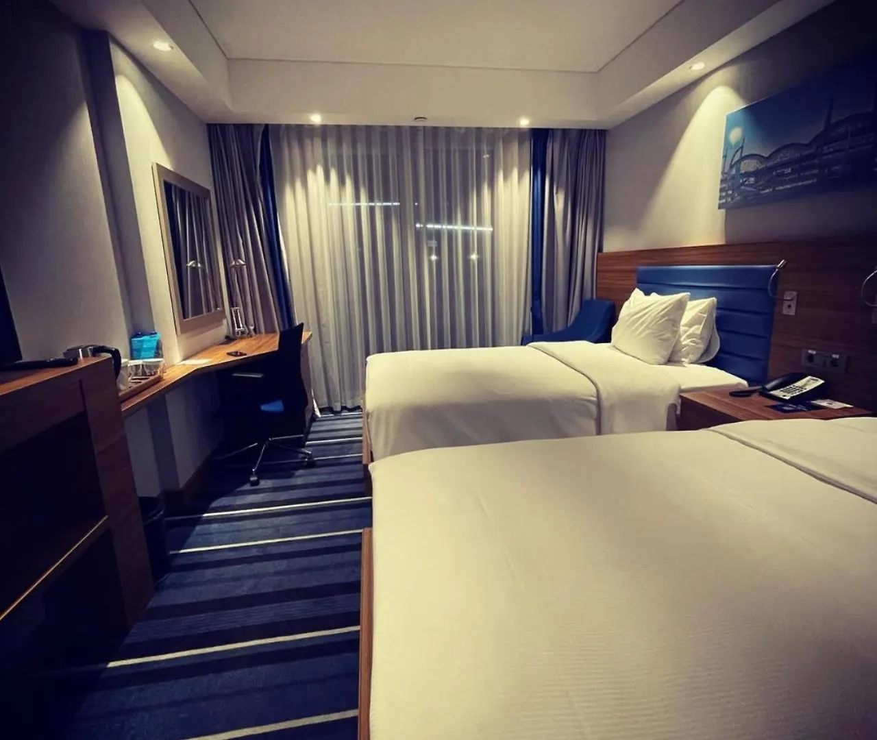 De Heaven Wood Suites Near Igi Airport New Delhi 4*,